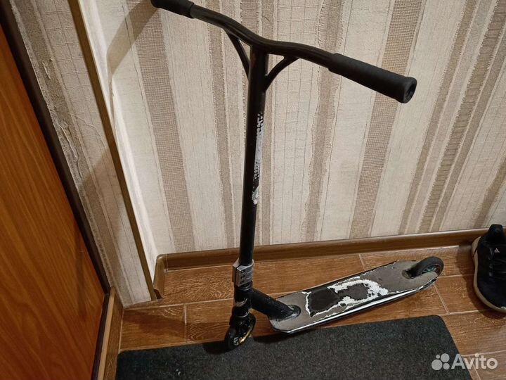 Трюковой самокат