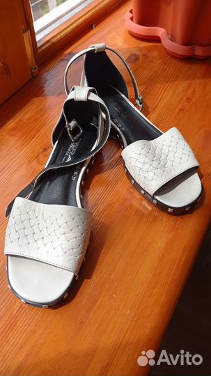 Босоножки женские 39 размер