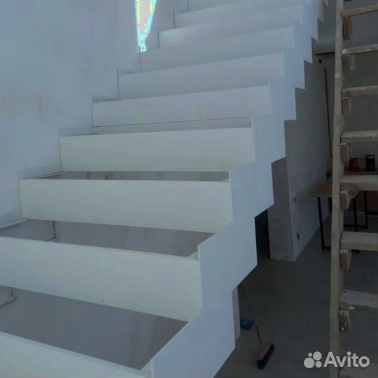 Лестница в дом под ключ