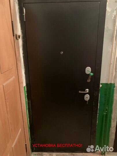 Дверь входная в квартиру с установкой