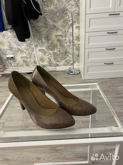 Туфли женские 39 размер коричневые Respect