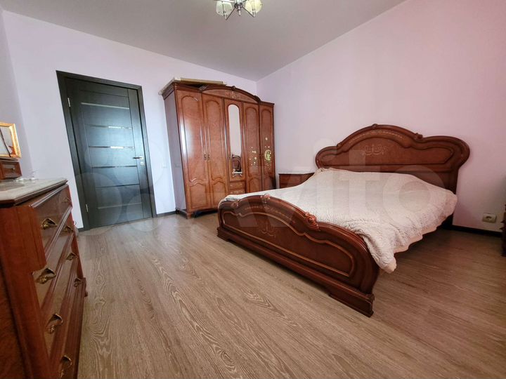 2-к. квартира, 73 м², 5/12 эт.