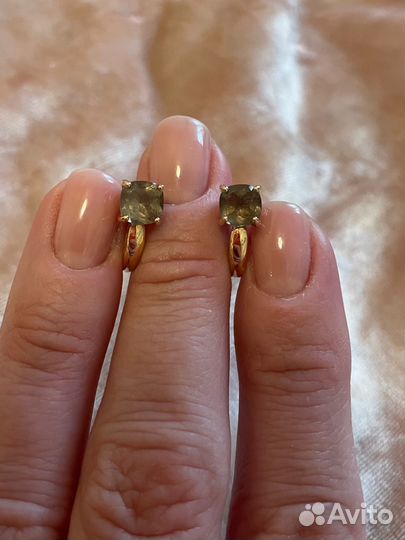 Золотые сережки
