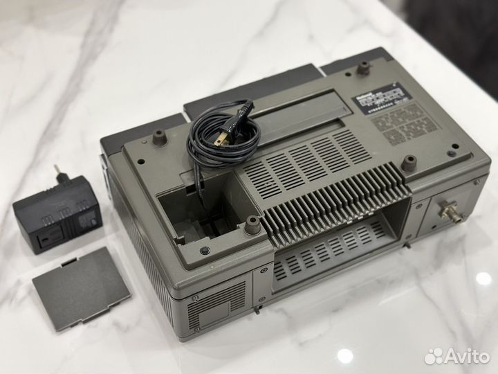 Радиоприемник Panasonic National RF-B30 Japan