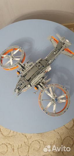 Игрушка-конструктор на дистанционном управлении