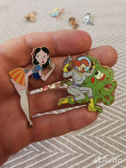 Коллекционные значки пины пин ап ч.2