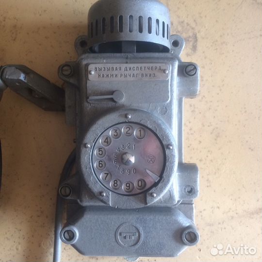 Ретро телефон