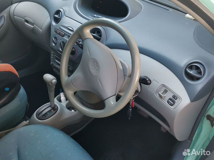 Toyota Vitz 1.0 AT, 1999, 250 000 км