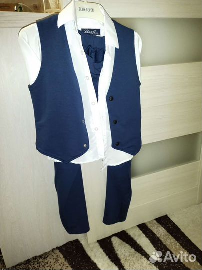 Брючный костюм тройка для мальчика