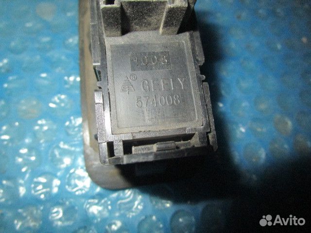 Кнопка стеклоподъемника задняя левая Geely MK 2008