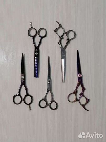 Заточка инструмента ножниц машинок для стрижки