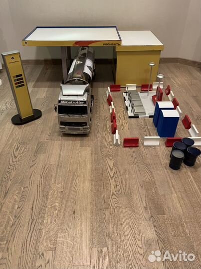 Диорама Макет АЗС Роснефть масштаб 1:10