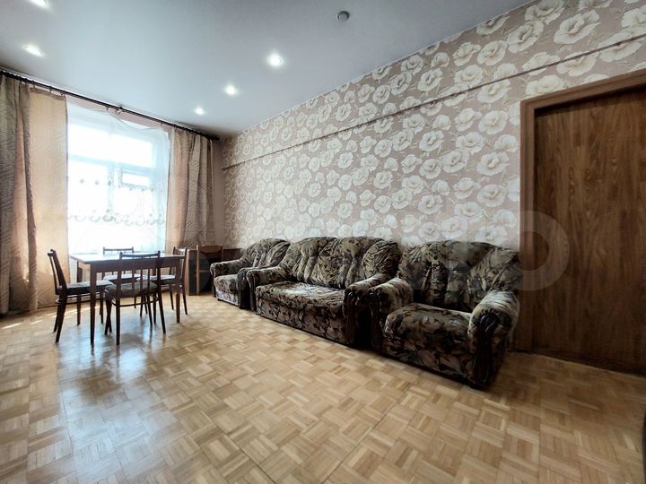 Комната 22 м² в 4-к., 5/5 эт.