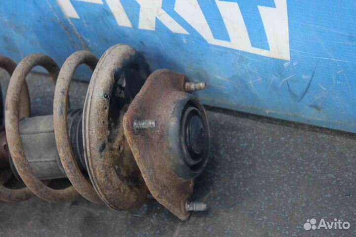 Стойка Hyundai Avante (Хендай Аванте) XD 546512D10