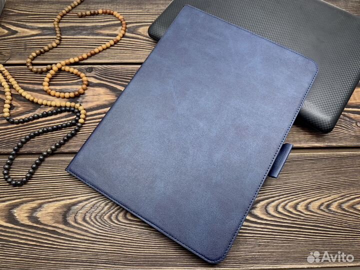 Чехол на iPad 11 кожа с силиконовой вставкой