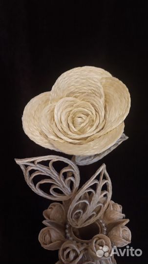 Ваза с розой джут