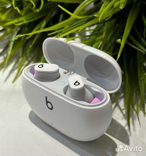 Beats Studio Buds - White