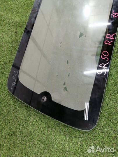 Стекло собачника заднее правое Toyota Town Ace