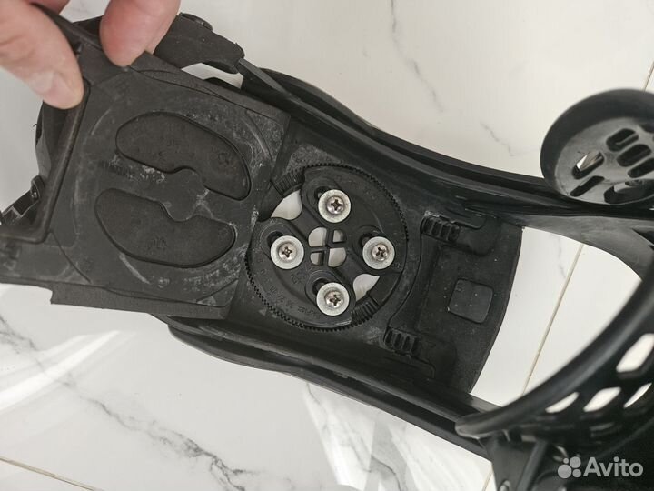 Крепления для сноуборда burton cartel L