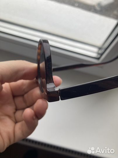 Солнцезащитные очки