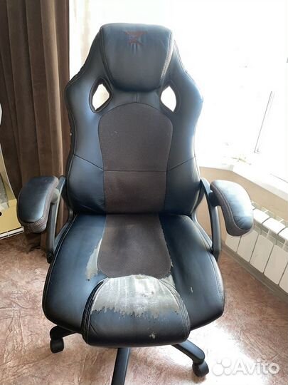 Игровое кресло zet gaming