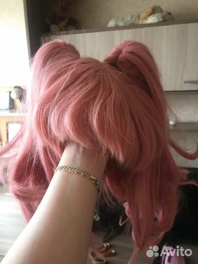 Парик из искусственных волос