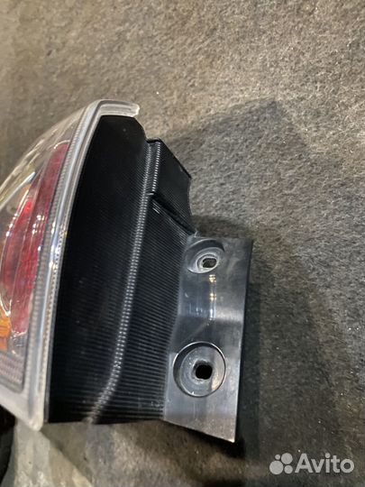 Задний левый фонарь в крыло Mitsubishi lancer 10