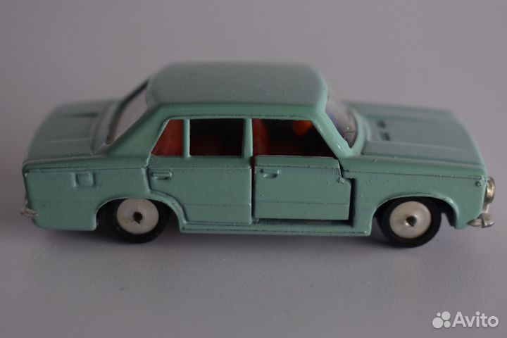 Ваз 2101 (Минск) масштаб 1:60 Модель СССР