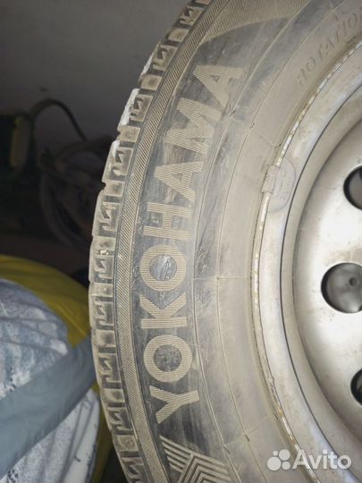 Yokohama IceGuard Stud IG65 65/180 R14 90