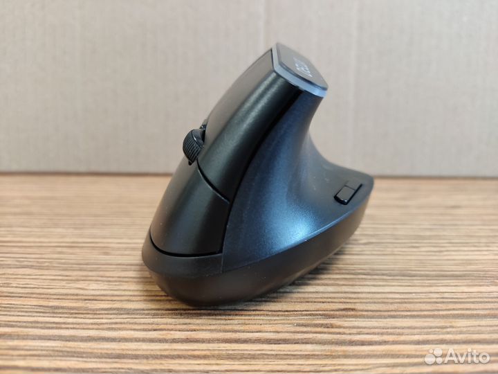 Вертикальная мышь delux M618C черная