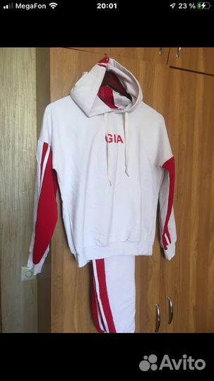 Спортивный костюм женский