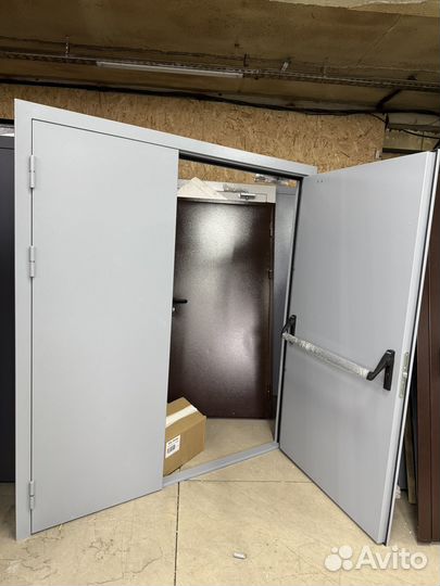 Двери противопожарные/технические двухстворчатые