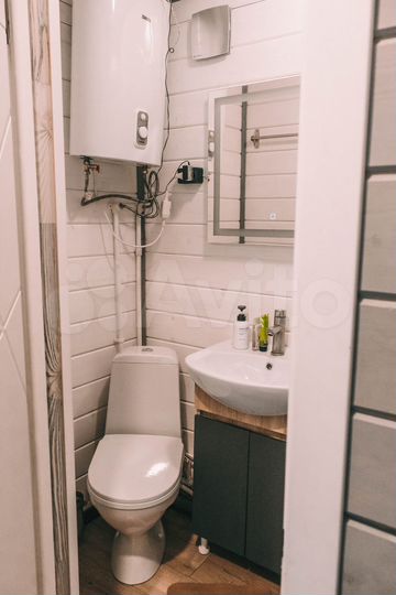 Дом 18 м² на участке 100 сот.