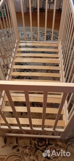 Детская кроватка