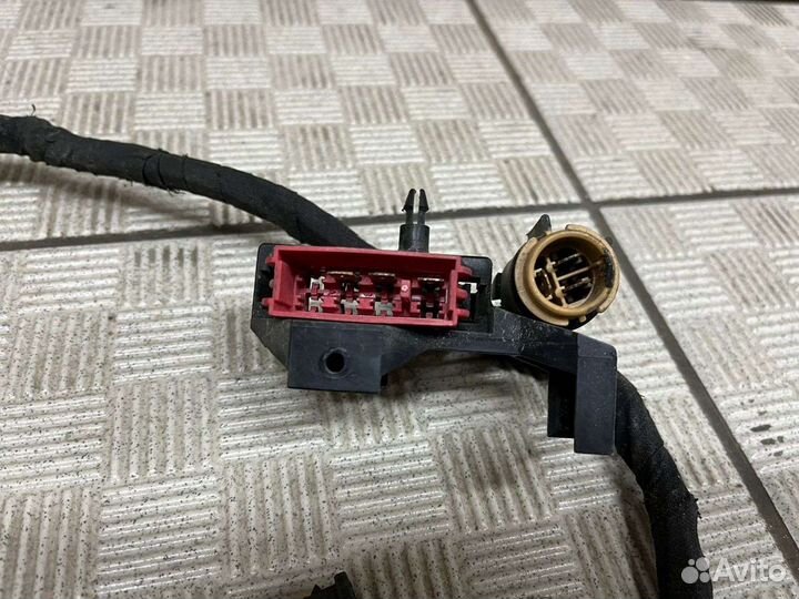 Проводка корпуса печки кондея Ауди 80 Б4, Б3