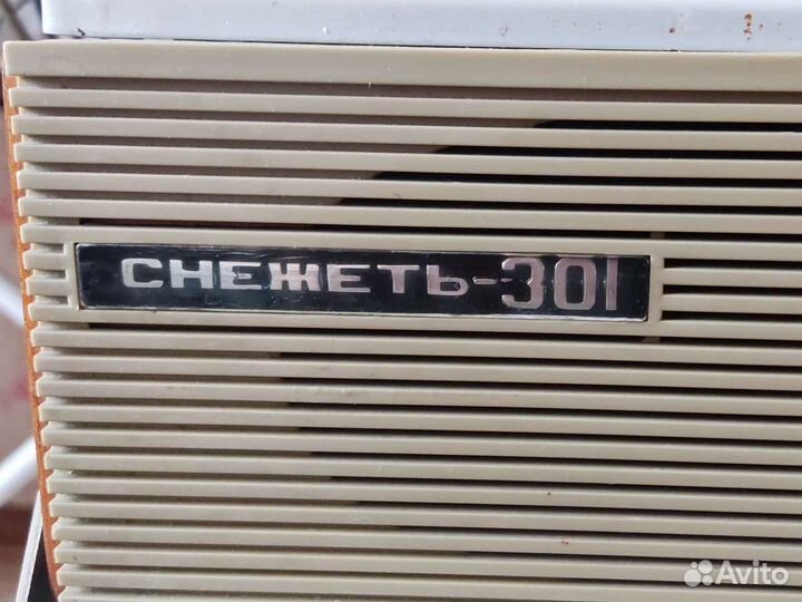 Катушечный магнитофон снежеть301