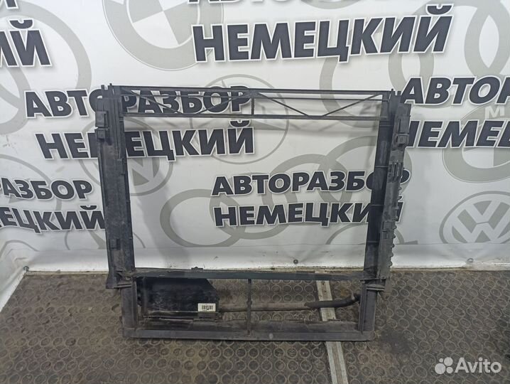 Рамка радиатора Land Rover Range Rover