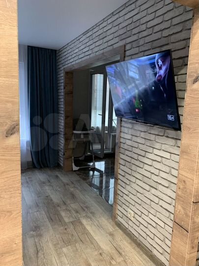 2-к. квартира, 58 м², 3/16 эт.