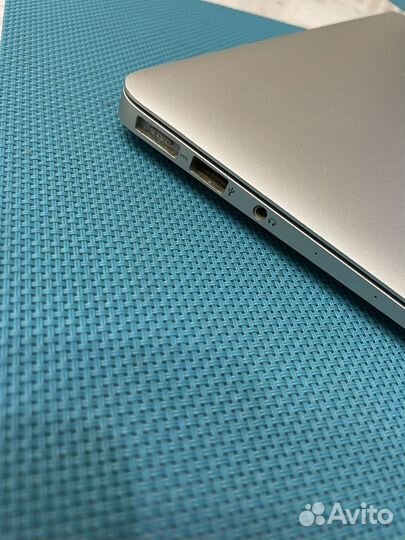 Apple MacBook Air 13 2015