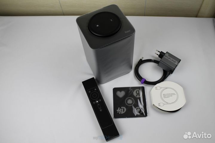 Яндекс станция MAX