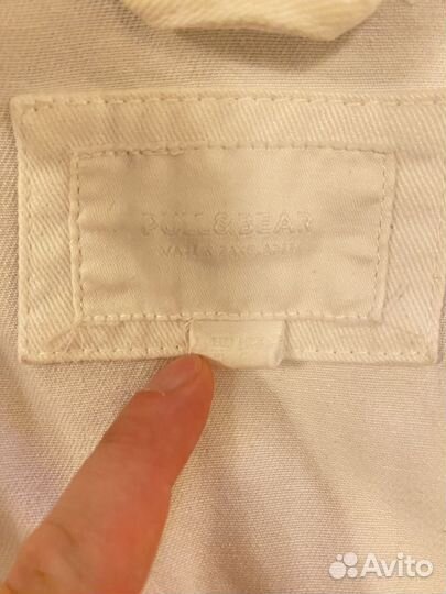 Pull and bear белая джинсовка