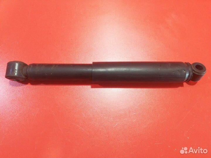 Амортизатор Nissan Navara D40M YD25ddti 2008