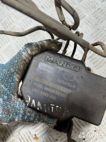 Блок ABS Hyundai Elantra седан 1.6 G4ED 2005