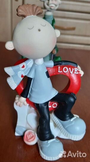 Сувениры из полистоуна