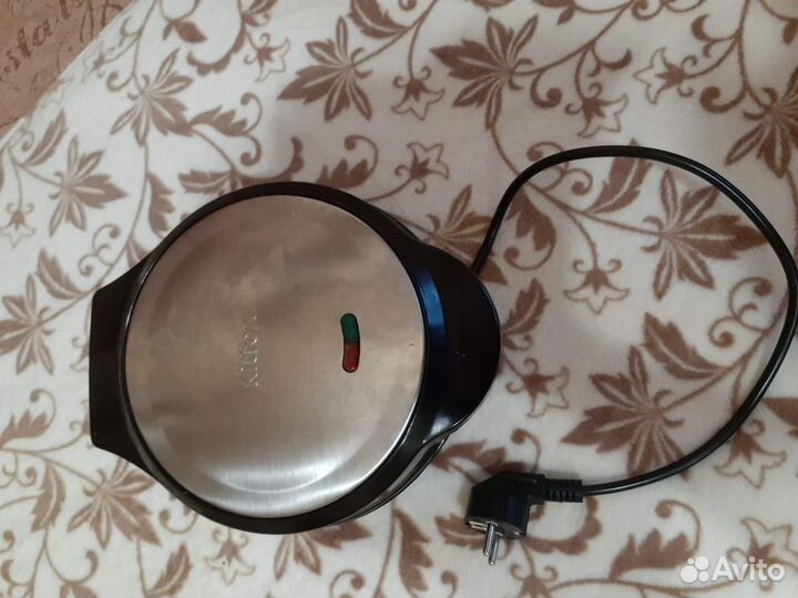 Электрическая вафельница