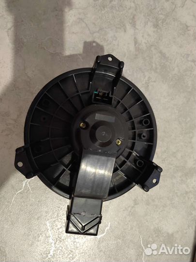 Мотор отопителя Хонда cr-v