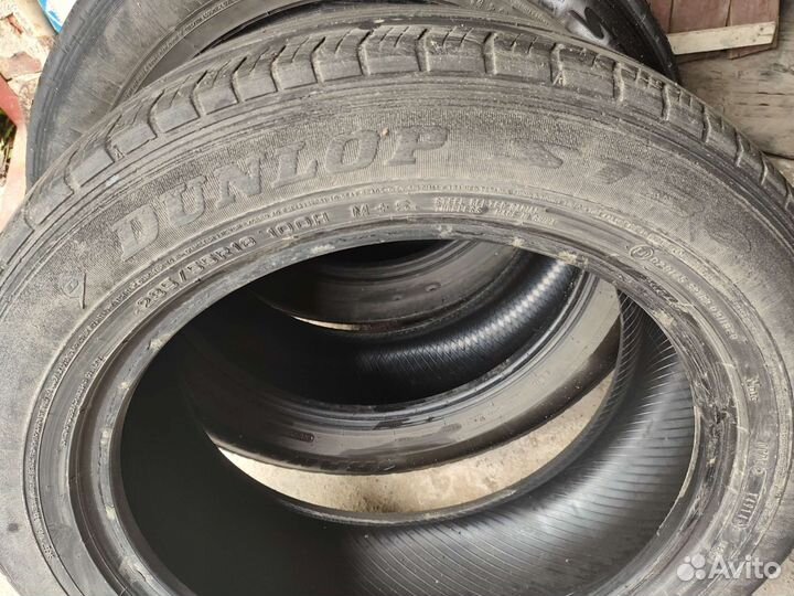 Dunlop Grandtrek ST30 235/55 R18 100H