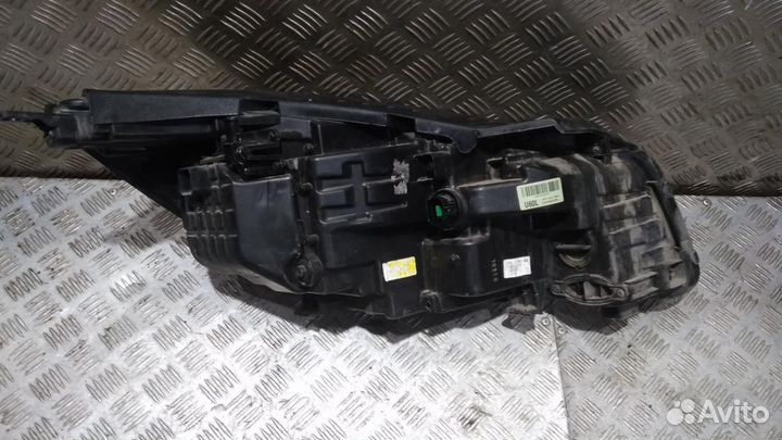 Фара Kia Sorento/Sorento Prime