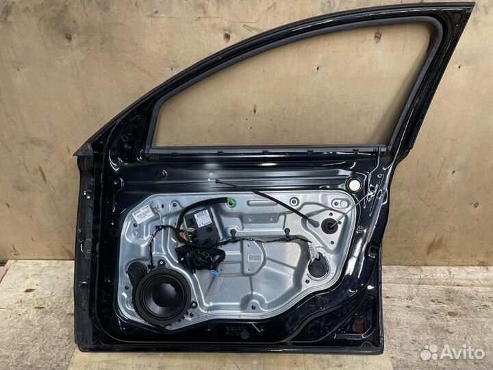 Дверь боковая передняя правая Volvo V50 MW B5254T