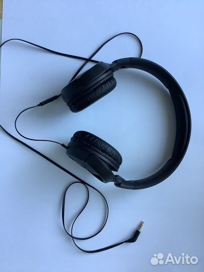 Проводная гарнитура JBL Tune 500 черная